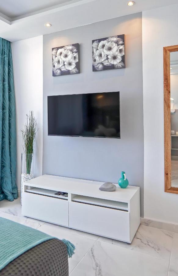 Modern Studio With A Sea View And Pool Access Ponderosa 801 Playa de las Americas  Esterno foto